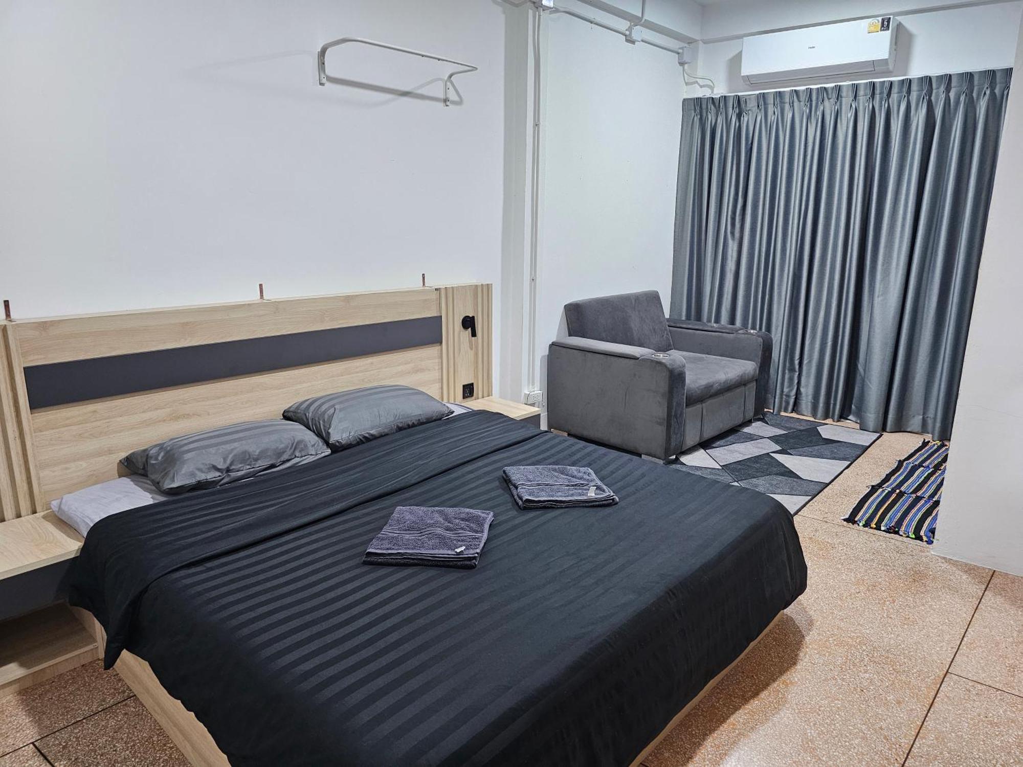 Urban Jungle Hostel Bangkok Eksteriør billede